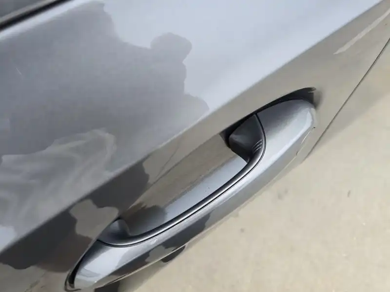 vehicleImage