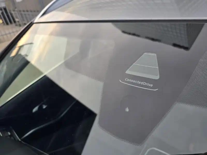 vehicleImage