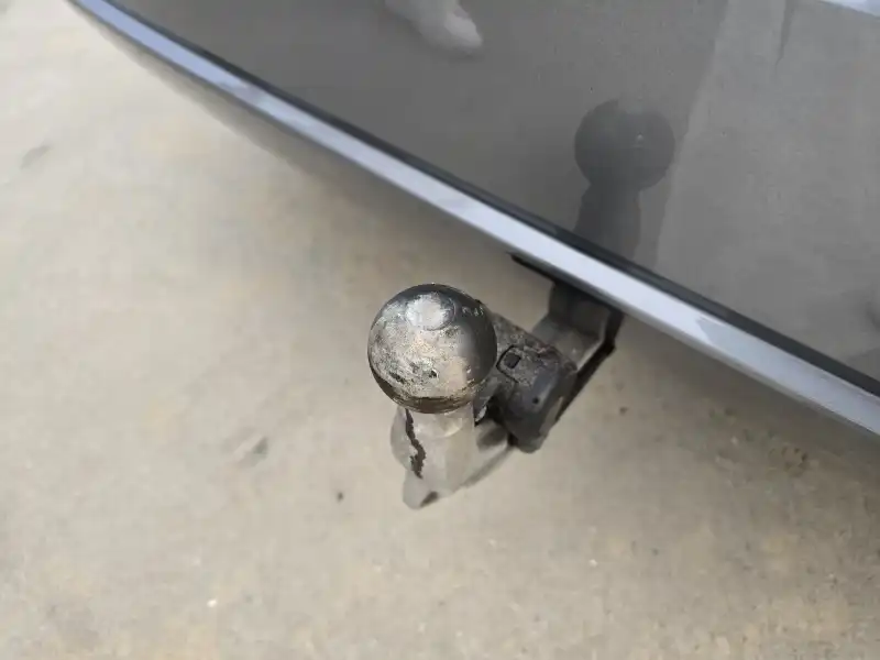 vehicleImage