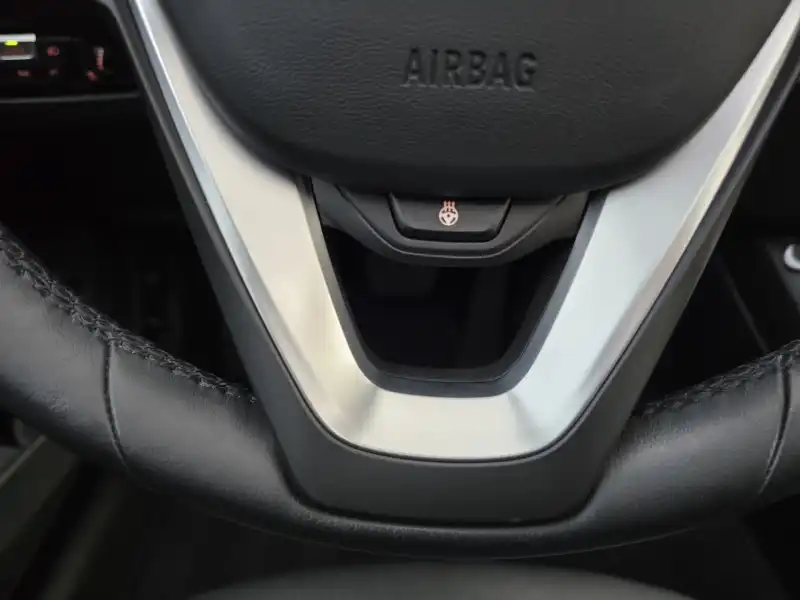 vehicleImage